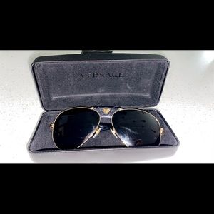 Versace Sunglasses Gold/Black